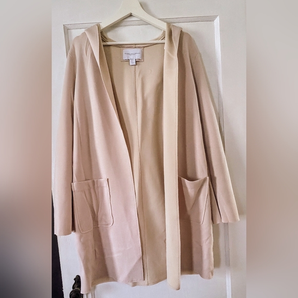 New, Carolina Belle MONTRÉAL Ivory Cardigan With A Hood, Large Pockets. Size M - Picture 2 of 10
